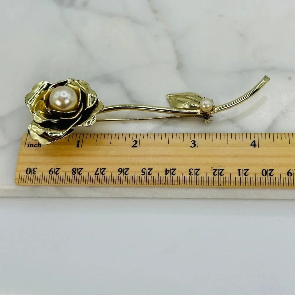 Vintage Large Rose Brooch with Pearl Center Goldtone 4.25” Statement Gla…